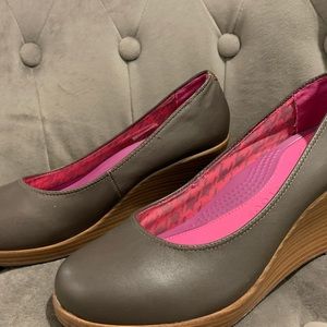 Crocs-a Leigh wedges 7